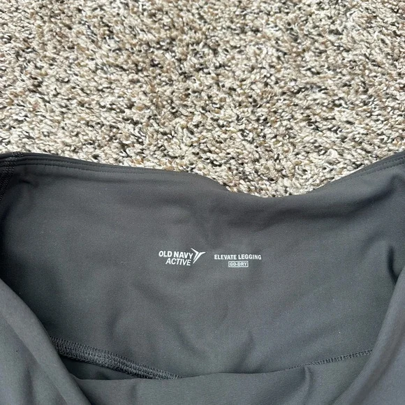 Old Navy Active Charcoal Leggings - Picture 4 of 5